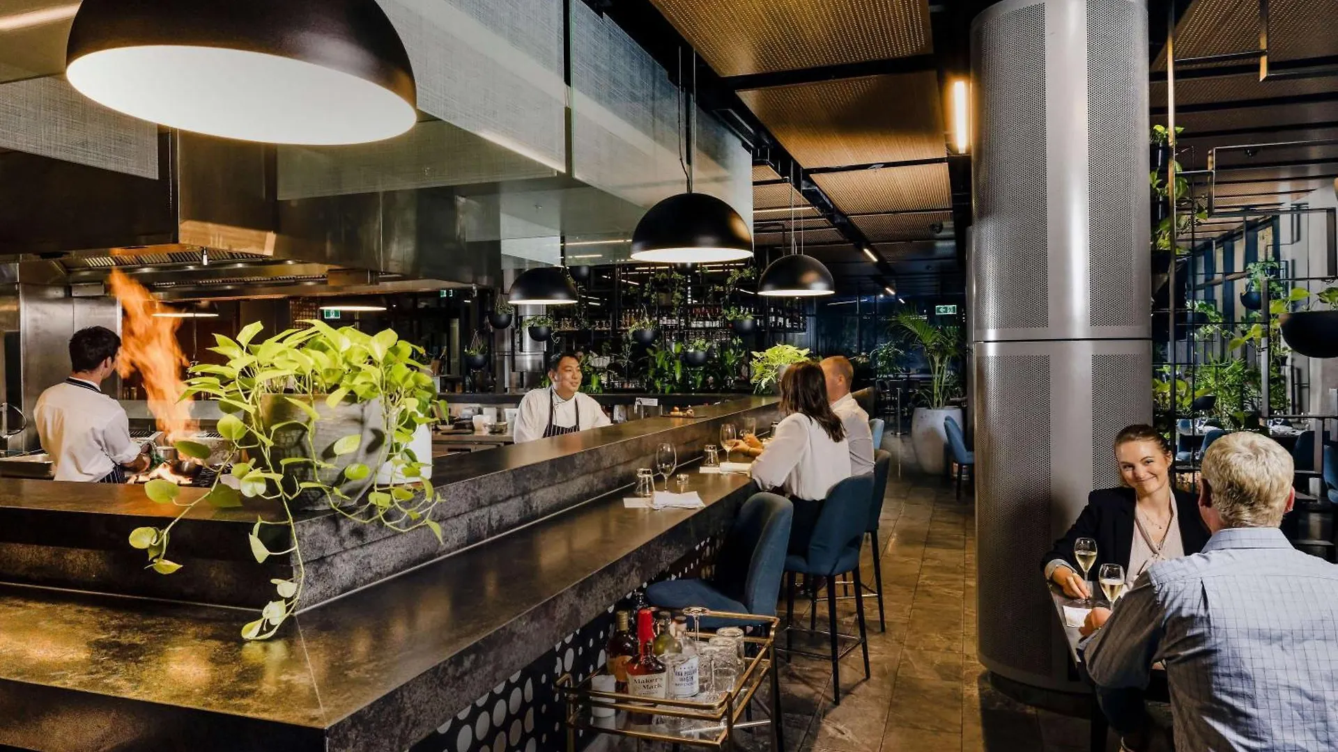Novotel Brisbane South Bank 4*,  Australia