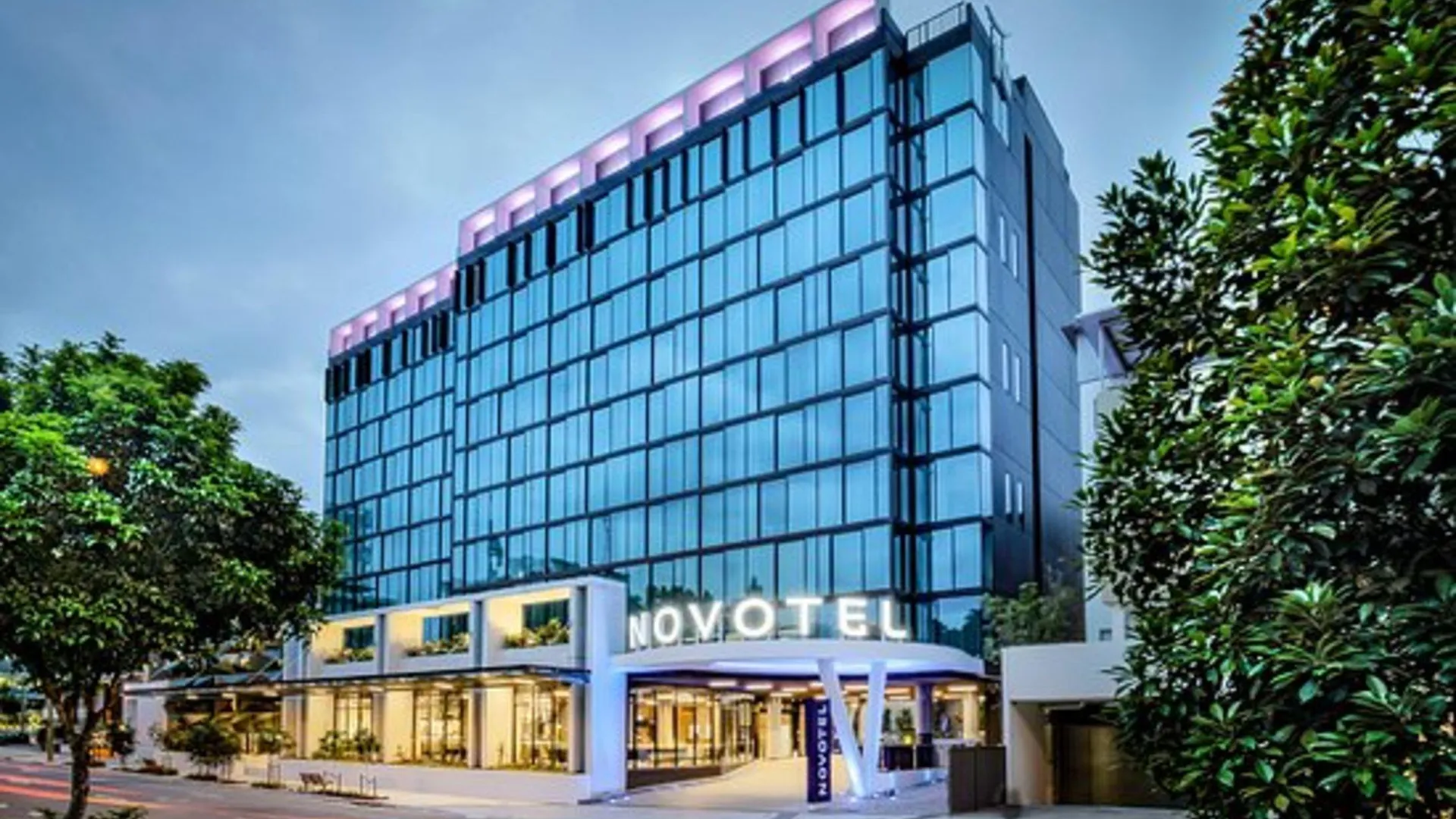 Novotel Brisbane South Bank 4*,